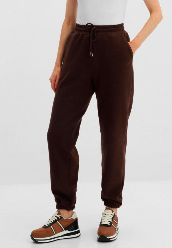 Брюки спортивные Nominee