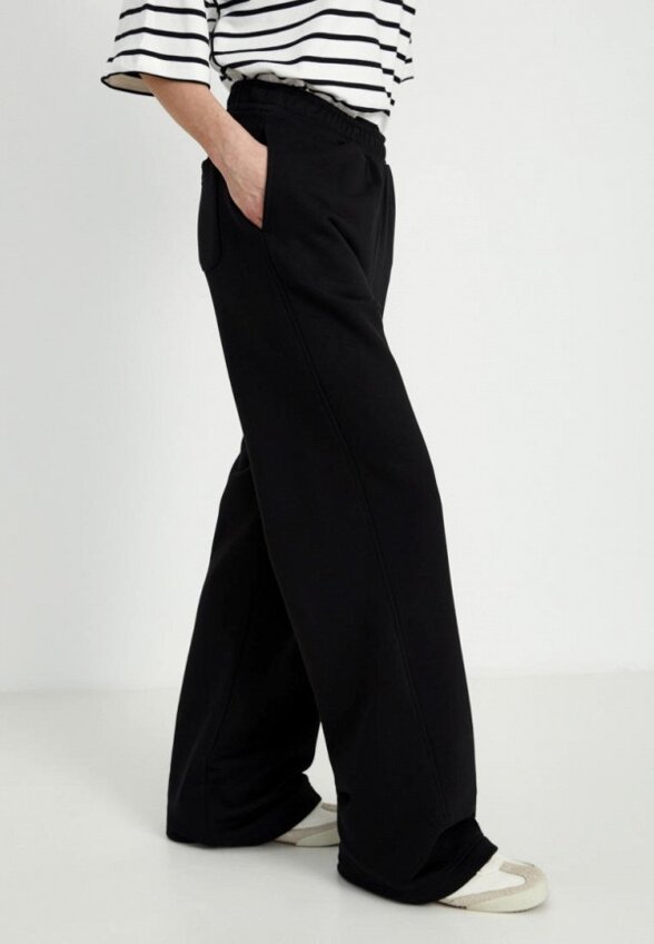 Брюки спортивные Finn Flare