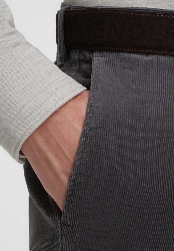 Брюки Henderson