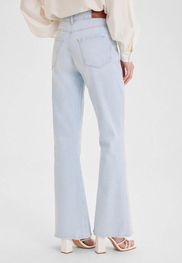 Джинсы N.O.M.I