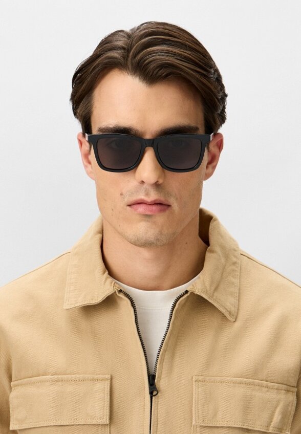 Очки солнцезащитные Calvin Klein Jeans