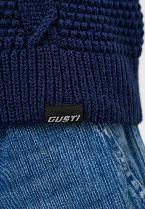 Свитер Gusti