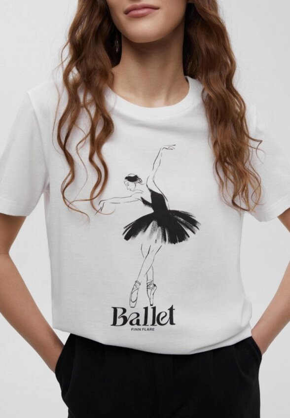 Футболка Finn Flare