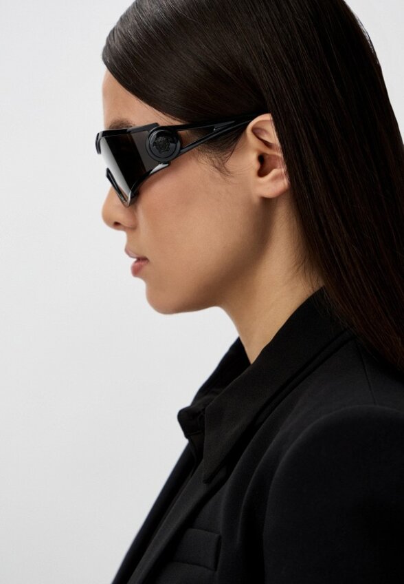 Очки солнцезащитные Versace