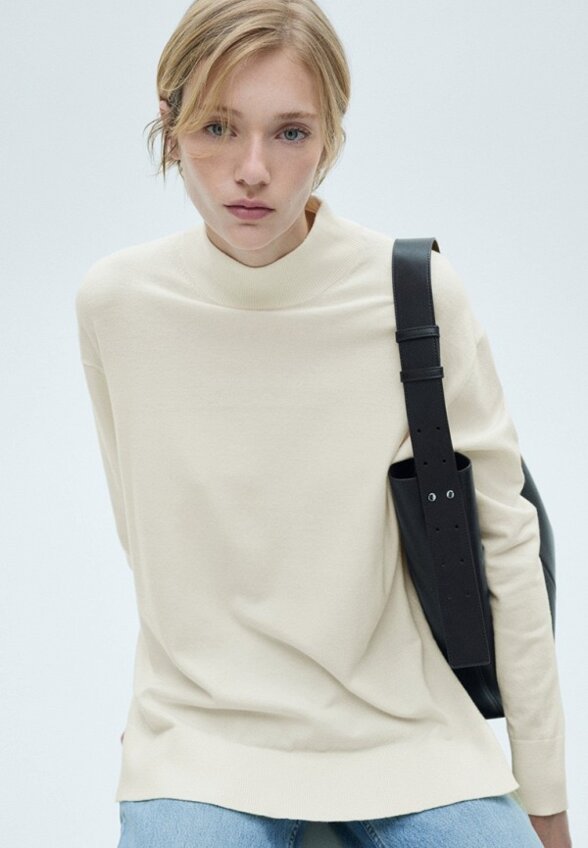 Водолазка Mango