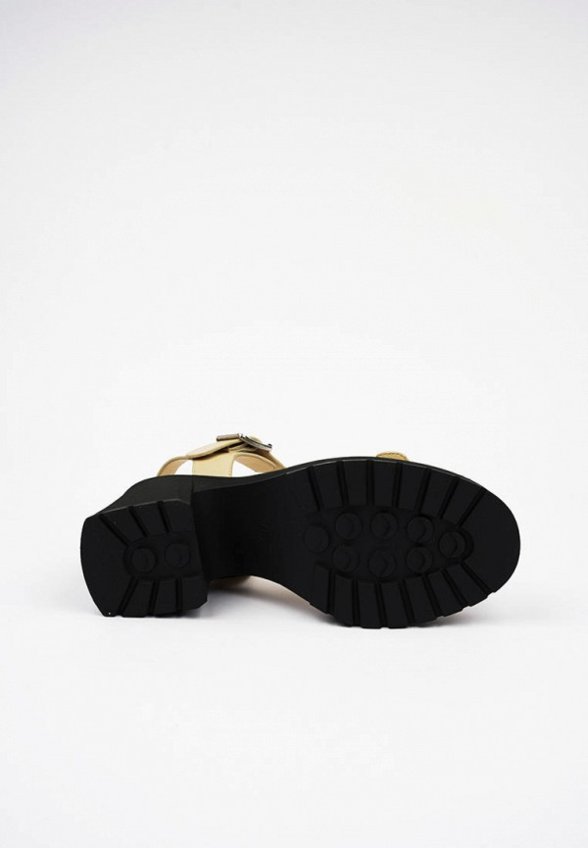 Босоножки Niota Line