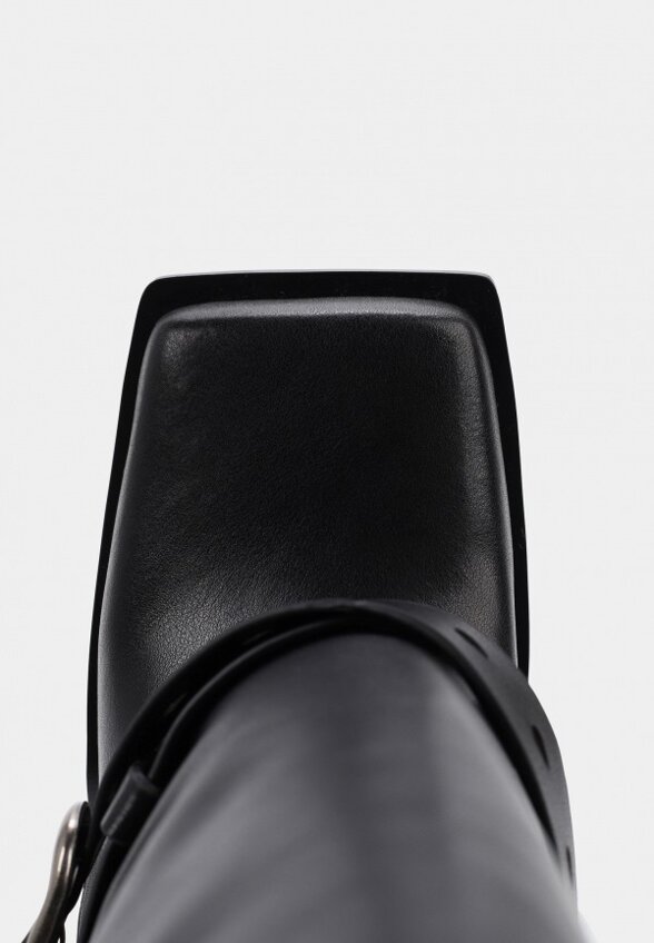 Полусапоги Sbalo