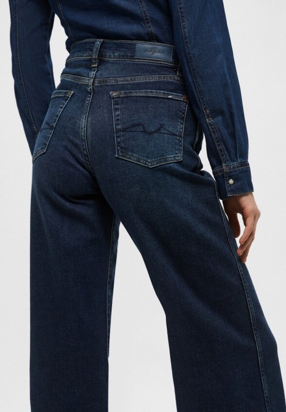 Джинсы 7 For All Mankind