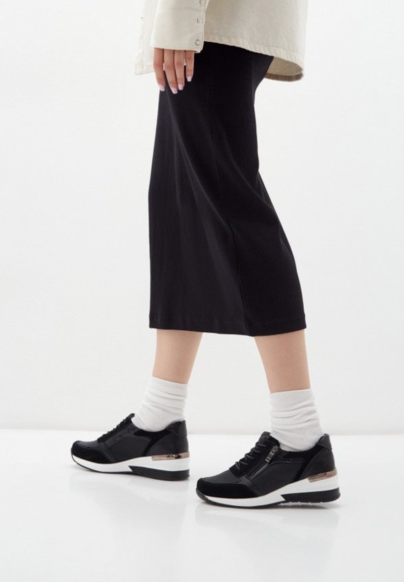 Кроссовки Obba