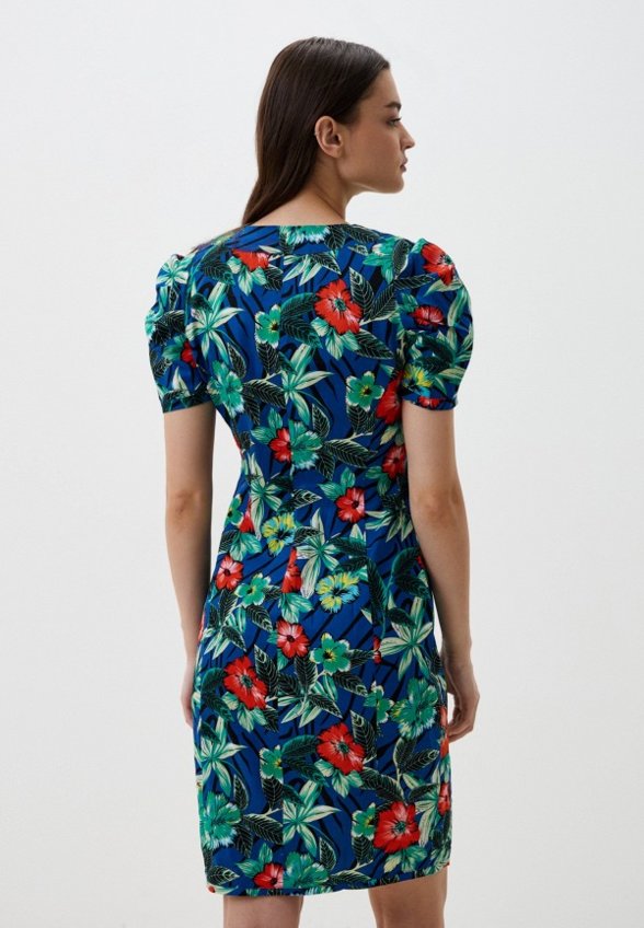 Платье MadaM T