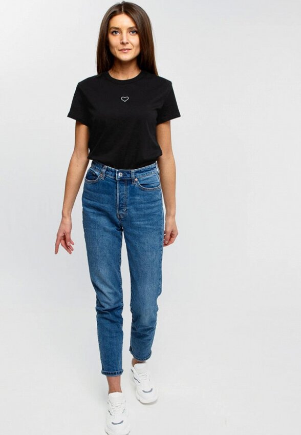 Футболка Апрель