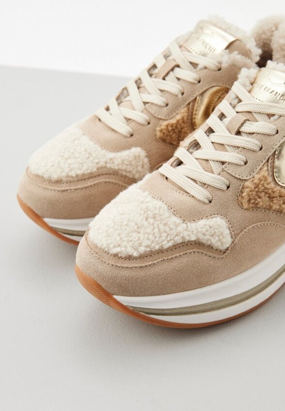 Кроссовки Voile Blanche