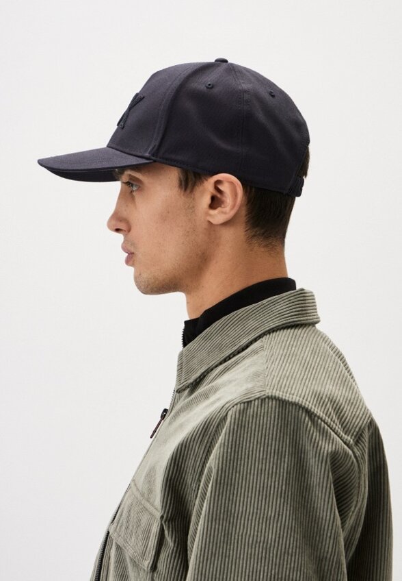 Бейсболка Armani Exchange