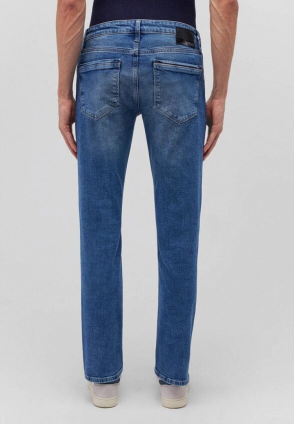 Джинсы Mavi