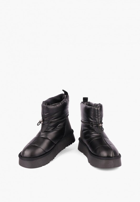 Дутики Instreet