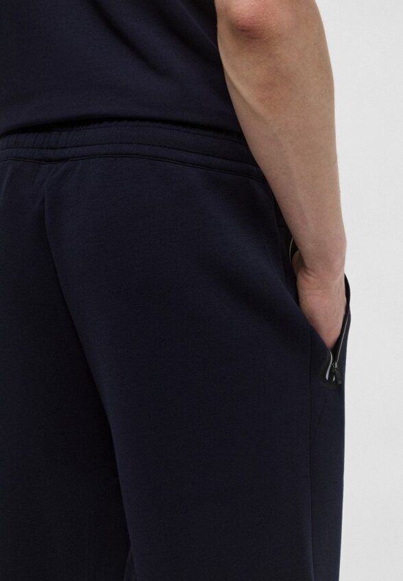 Шорты спортивные EA7