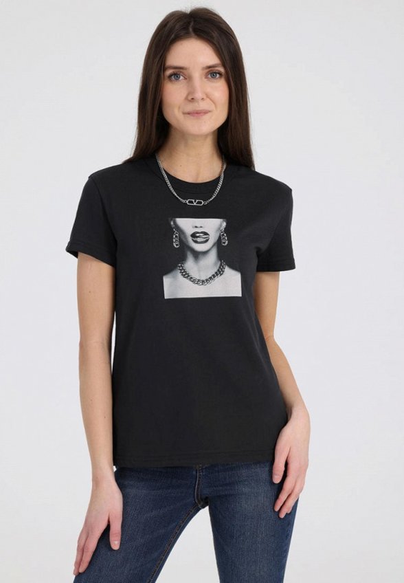 Футболка Апрель