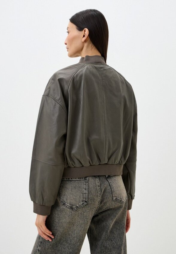 Бомбер Снежная Королева