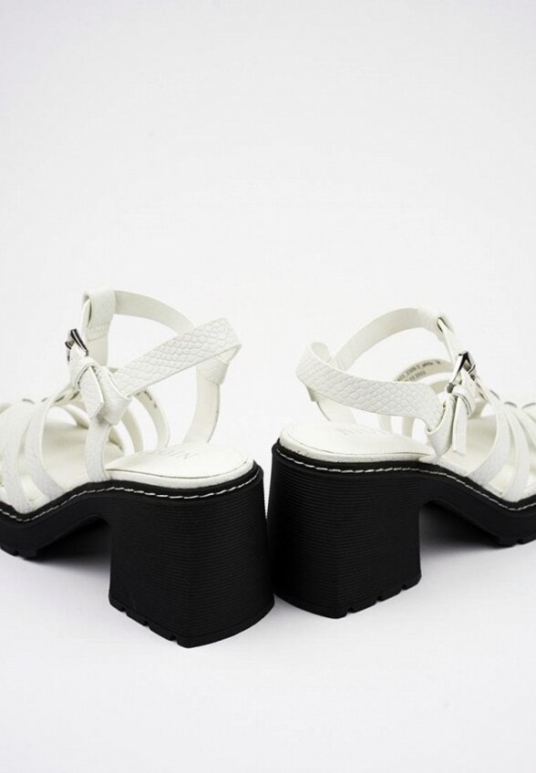 Босоножки Niota Line