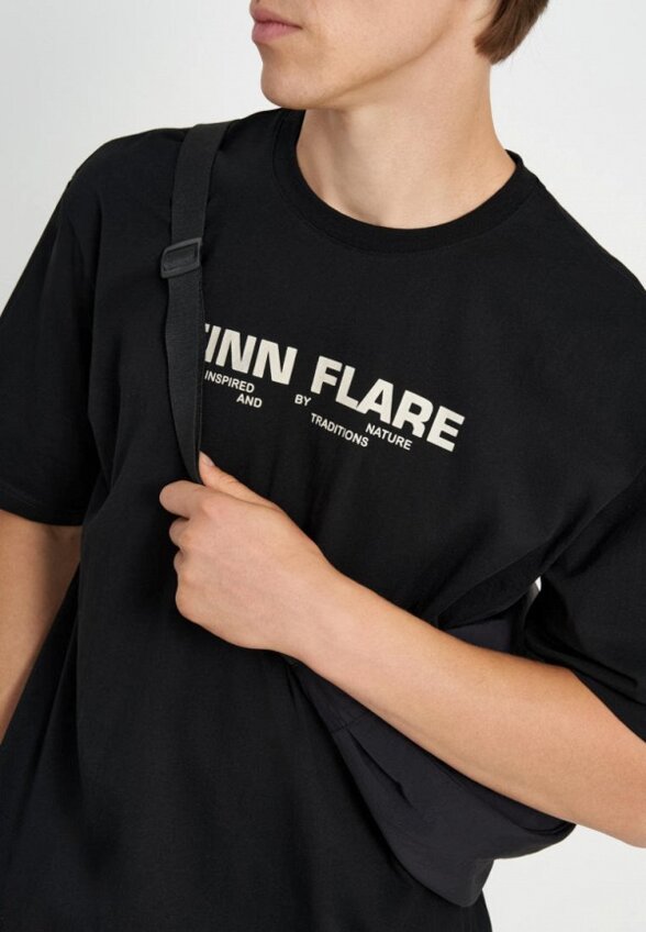 Футболка Finn Flare