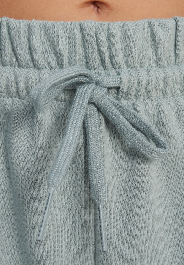 Шорты женские adidas, Зеленый