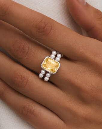 Серебряное кольцо СИЦИЛИЯ с жемчугом и желтым фианитом MIE женщинам