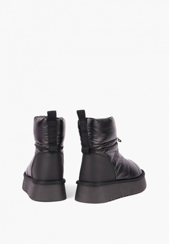 Дутики Instreet