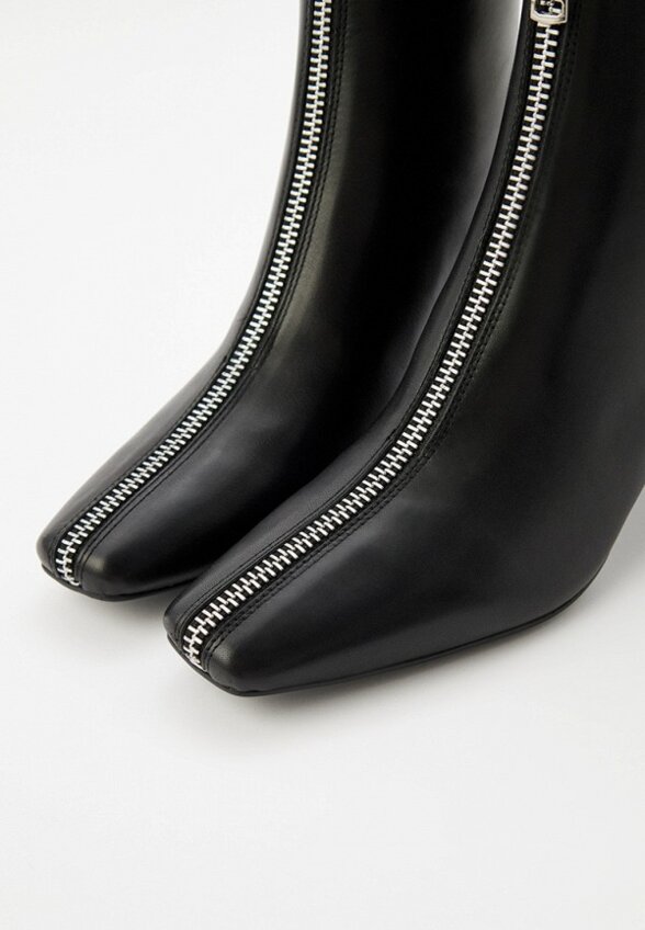 Ботильоны Portal