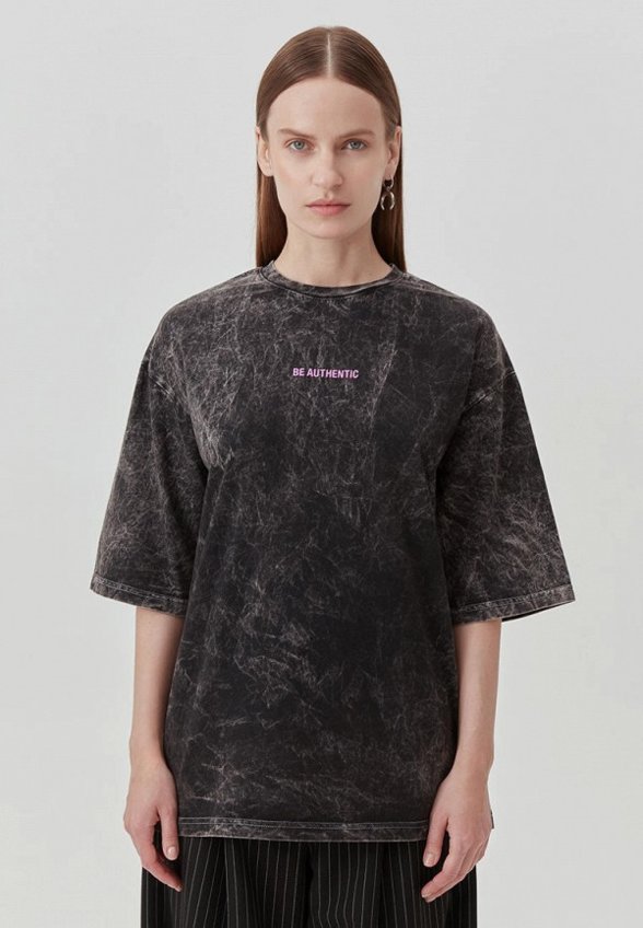 Футболка Eve&Esther