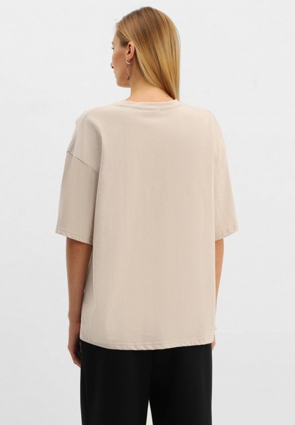 Футболка Nominee