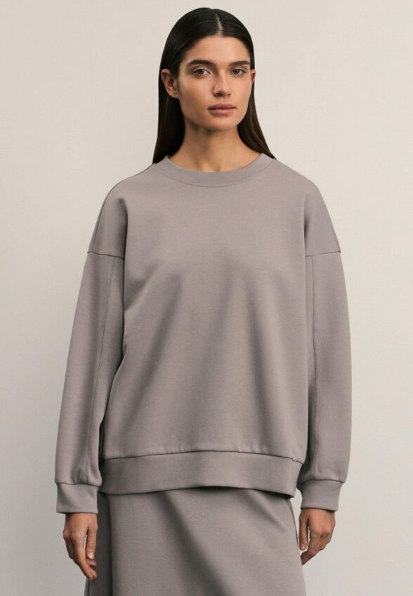 Свитшот Zarina