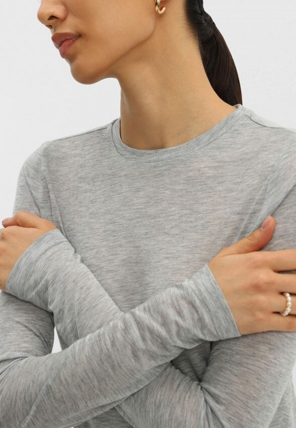 Лонгслив Nominee