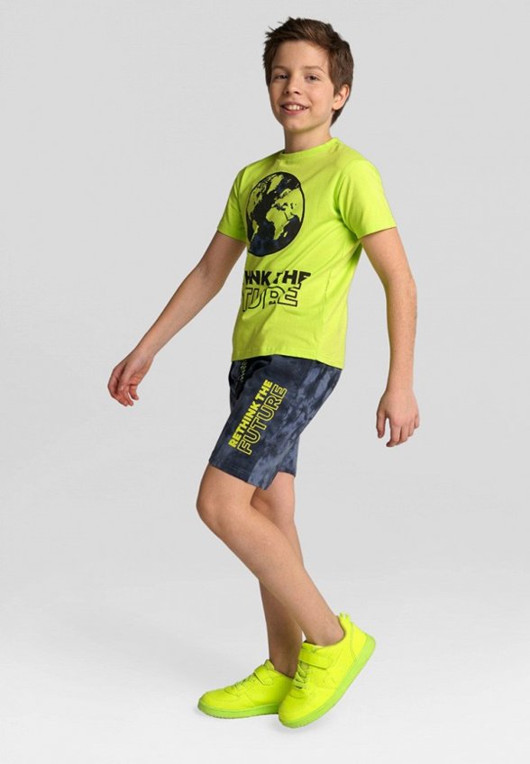 Футболка и шорты PlayToday