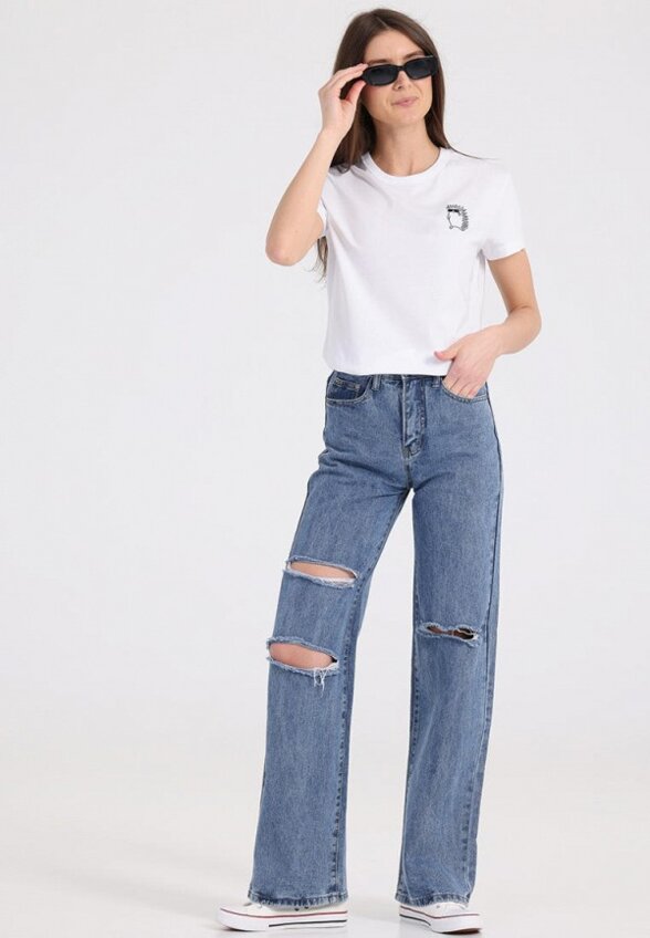 Футболка Апрель