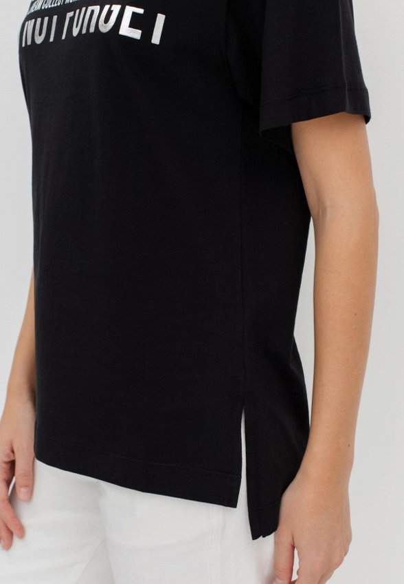 Футболка Savage