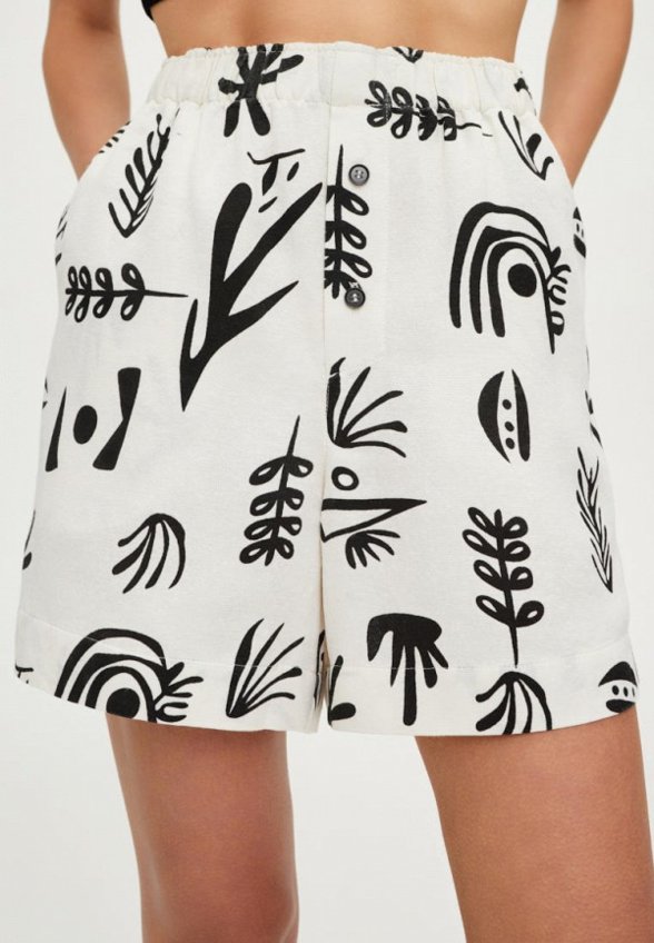 Шорты SashaOstrov