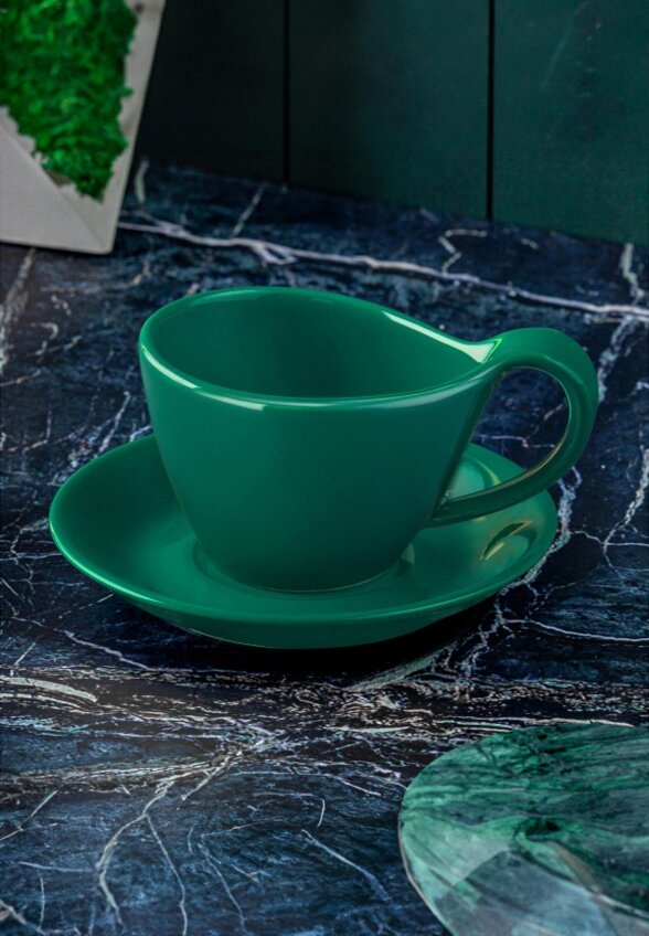 Чашка с блюдцем Elan Gallery