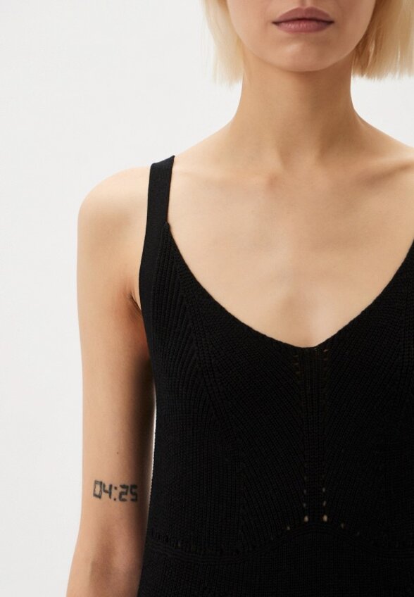 Платье Armani Exchange