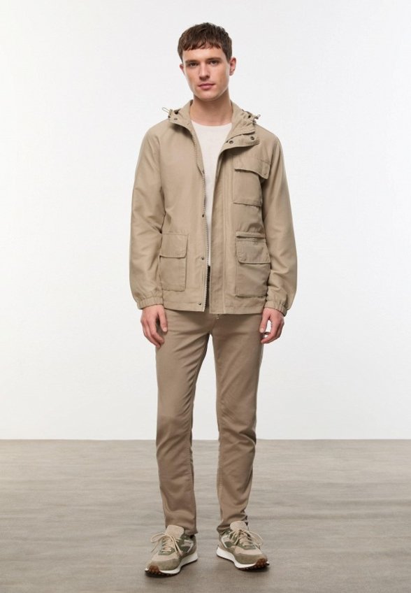 Ветровка Mudo