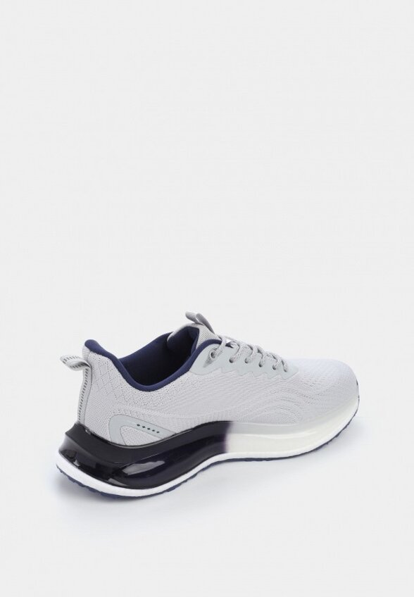 Кроссовки Kari