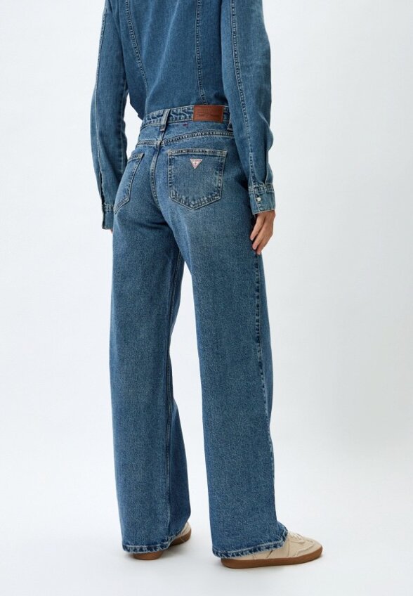 Джинсы Guess Jeans