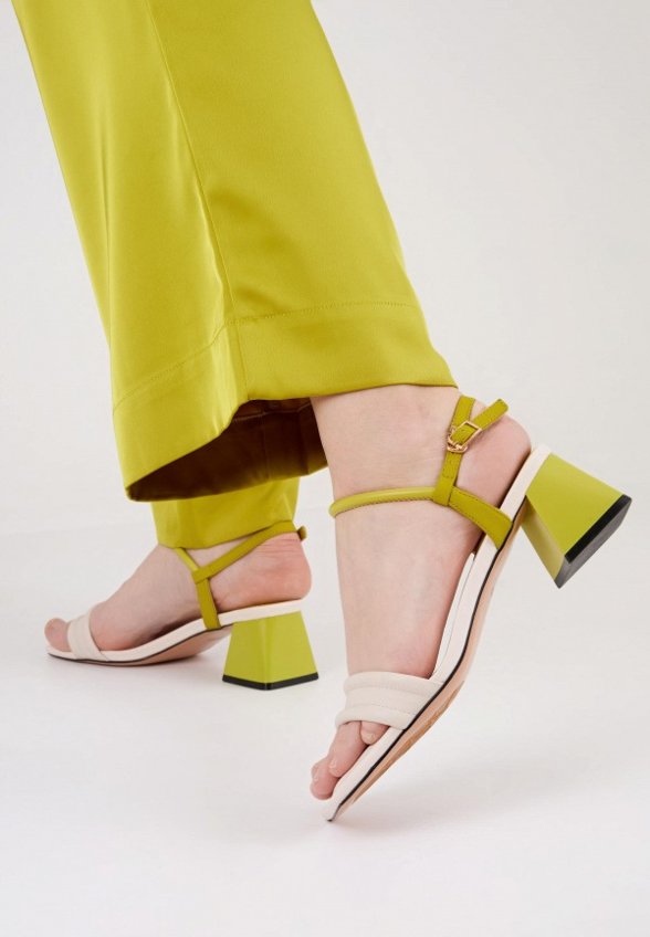 Босоножки Berkonty