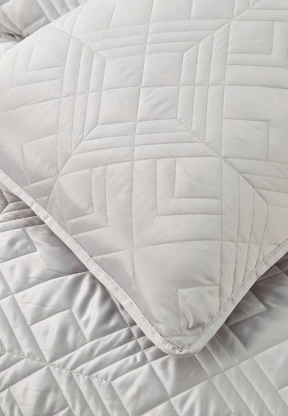 Комплект с покрывалом Sofi De Marko