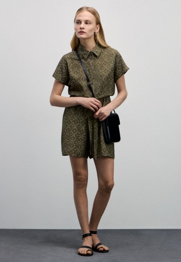 Комбинезон Zarina