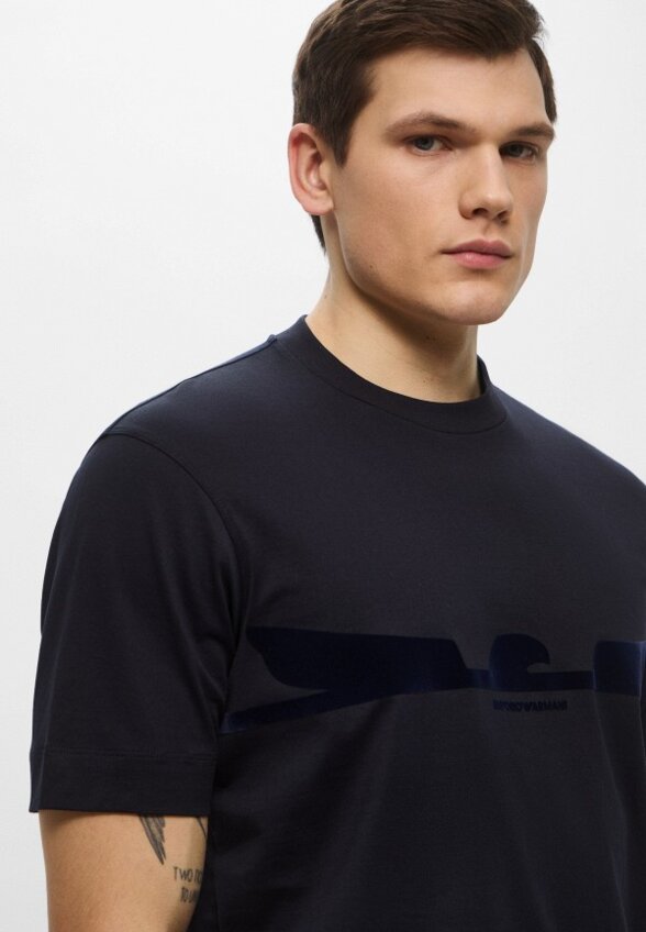 Футболка Emporio Armani