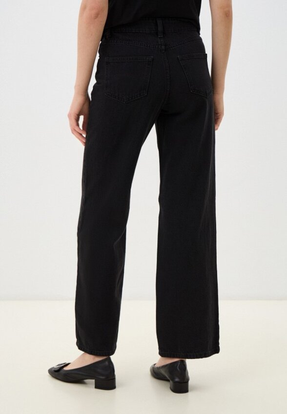 Джинсы Terranova