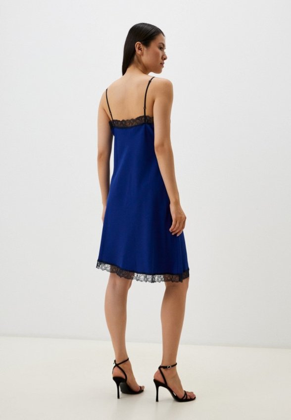 Платье Voluminous