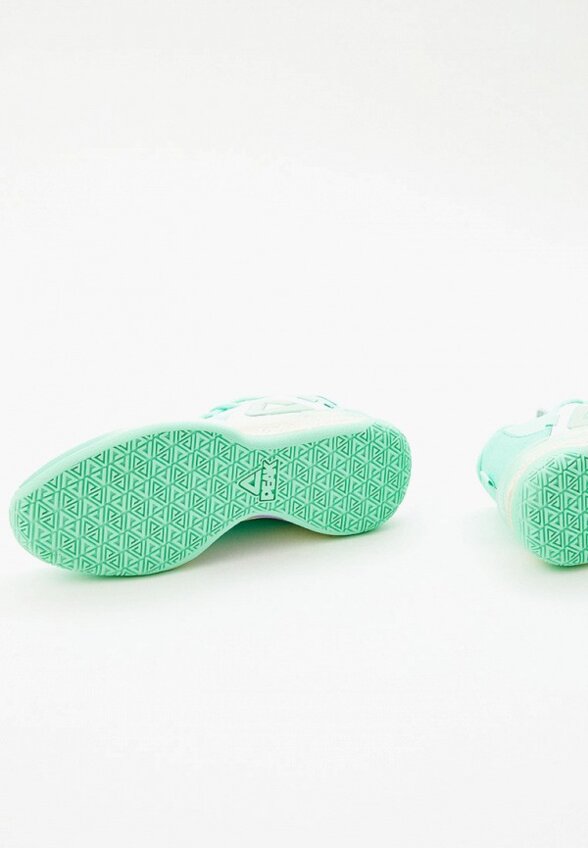 Кроссовки Peak