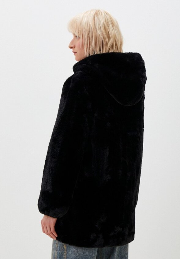 Бомбер меховой Terranova