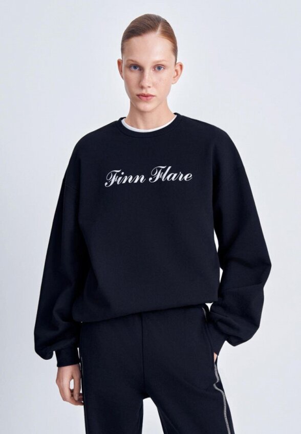 Свитшот Finn Flare